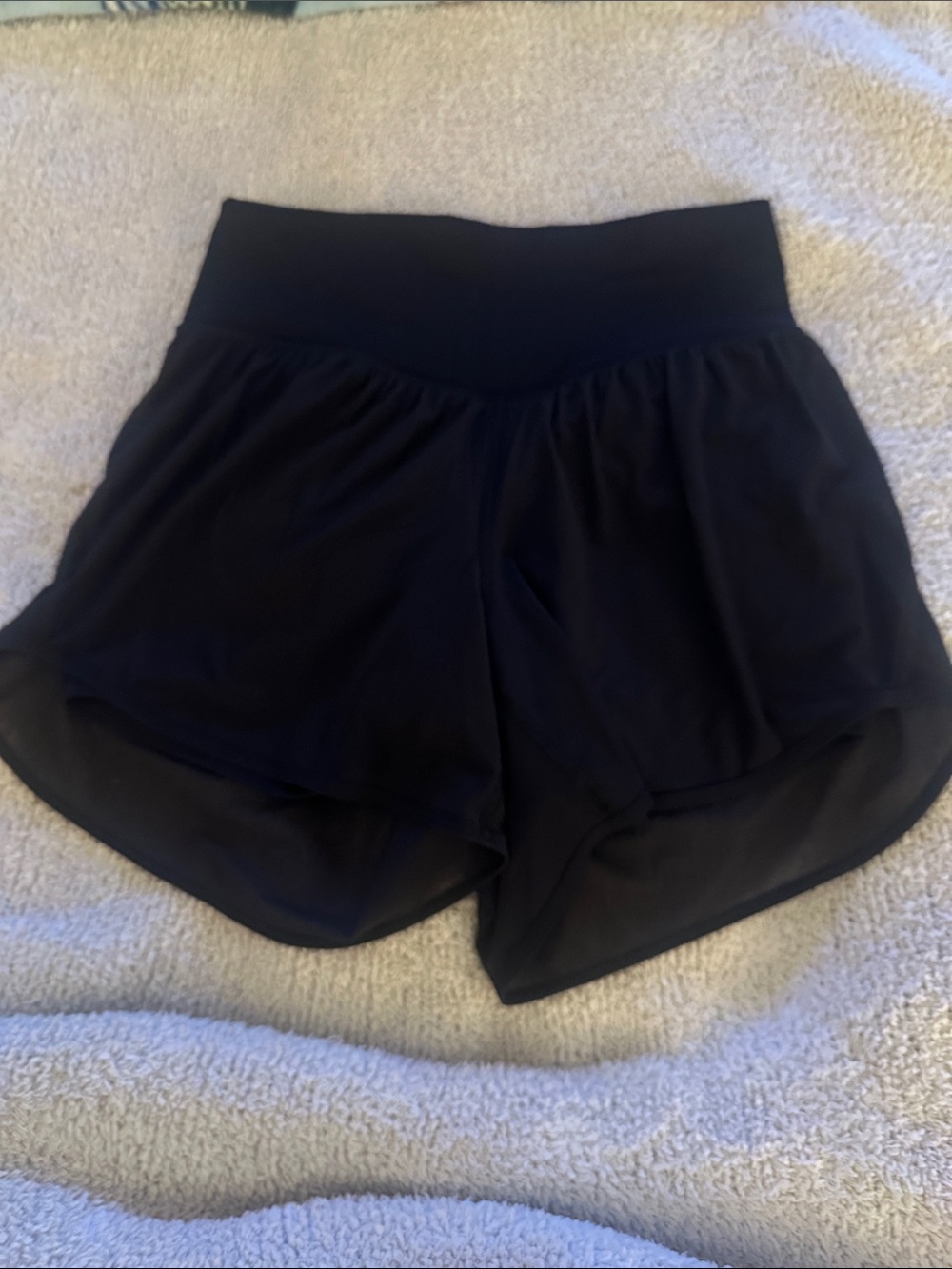 lululemon athletica Women's Black Flow Athletic Shorts sheer, size 6. EUC
